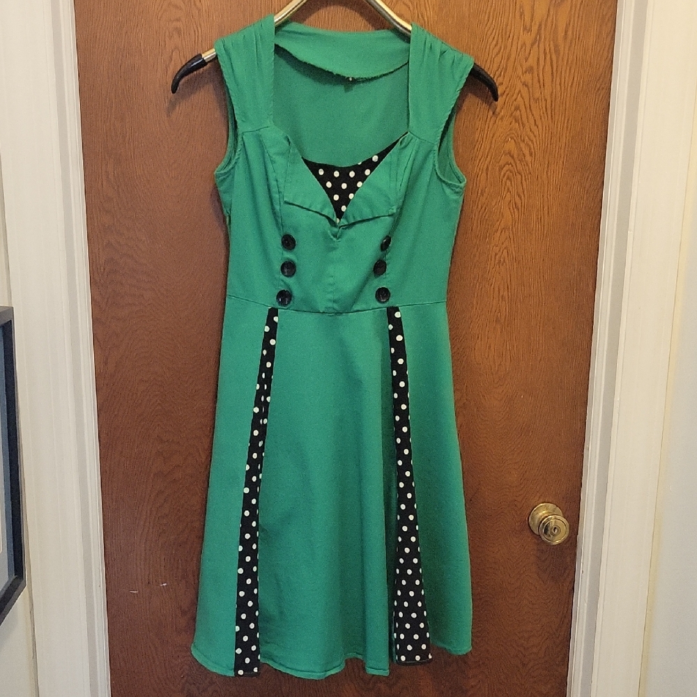 Green and Pok a dot Rockabilly Dress Sz Small.